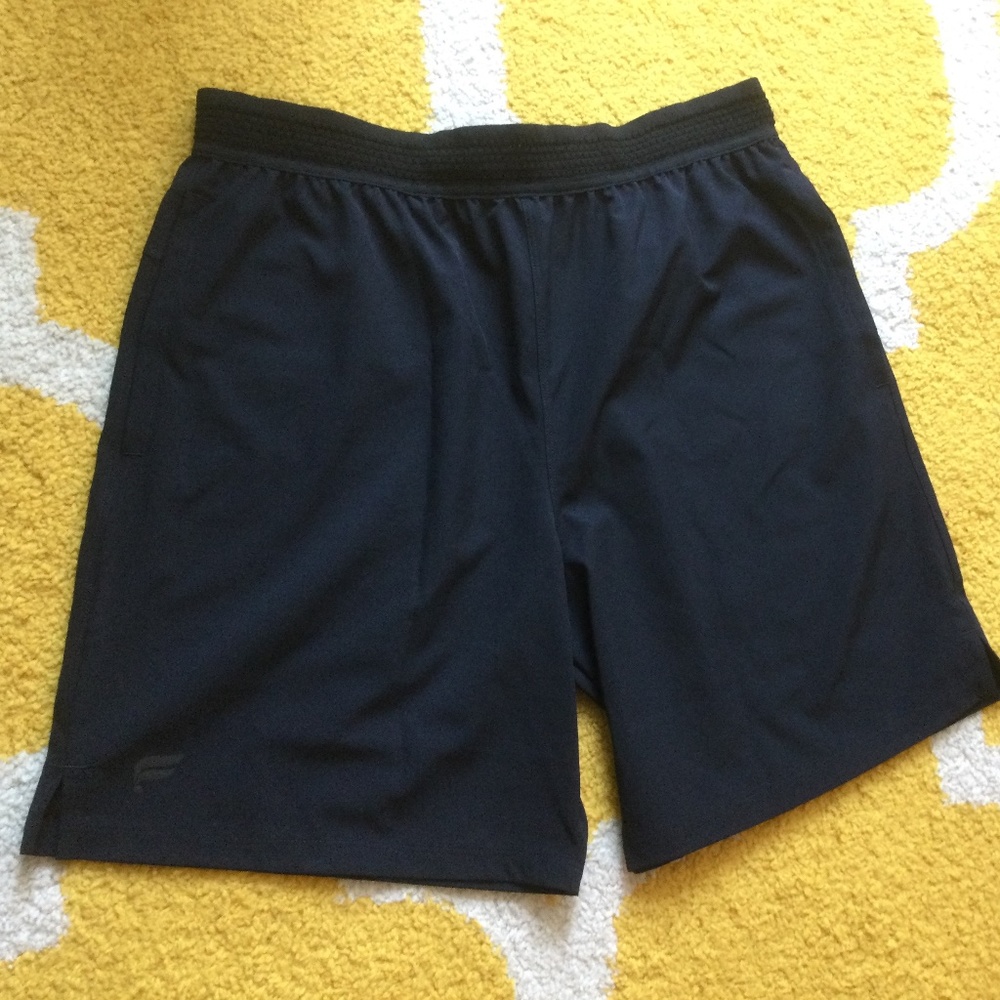 Fabletics nylon short BLACK